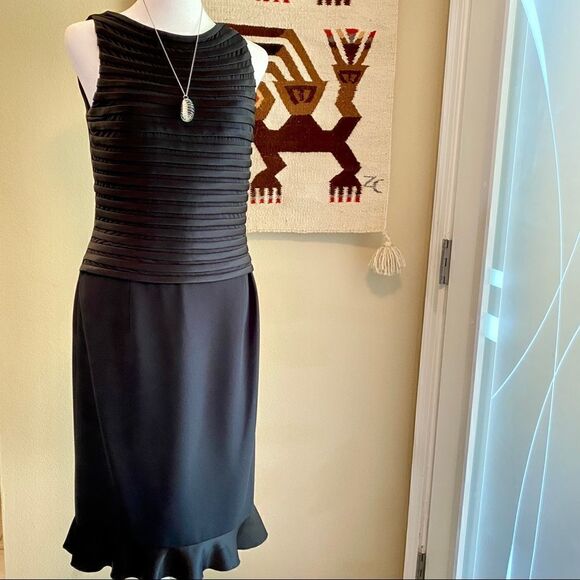 DAYMOR COUTURE JET BLACK TWO PIECE / SHORT SLEEVE LBD & TAILORED JACKET 4 - Picture 8 of 16